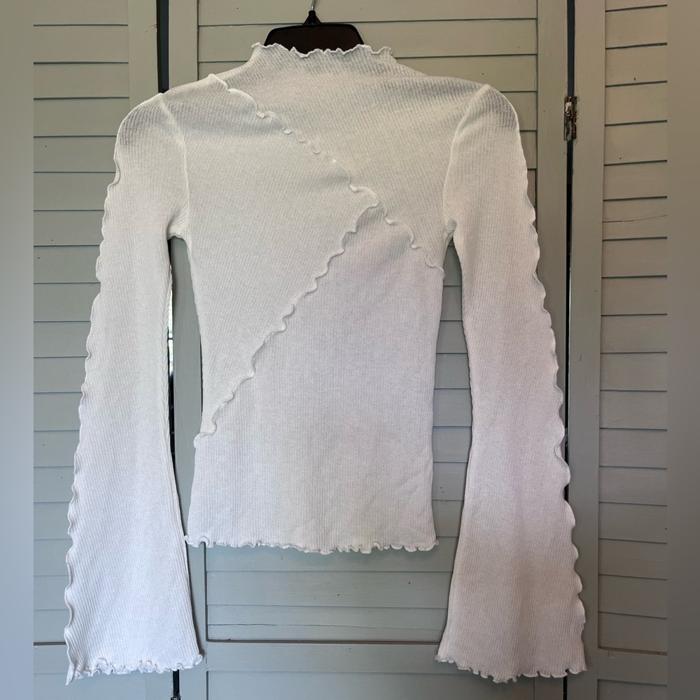 Lone Sleeved White Ribbed Lettuce Trim H&M Top